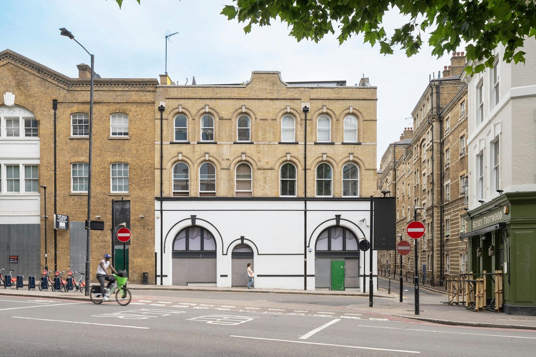 58 Farringdon Rd, London for lease Primary Photo- Image 1 of 11