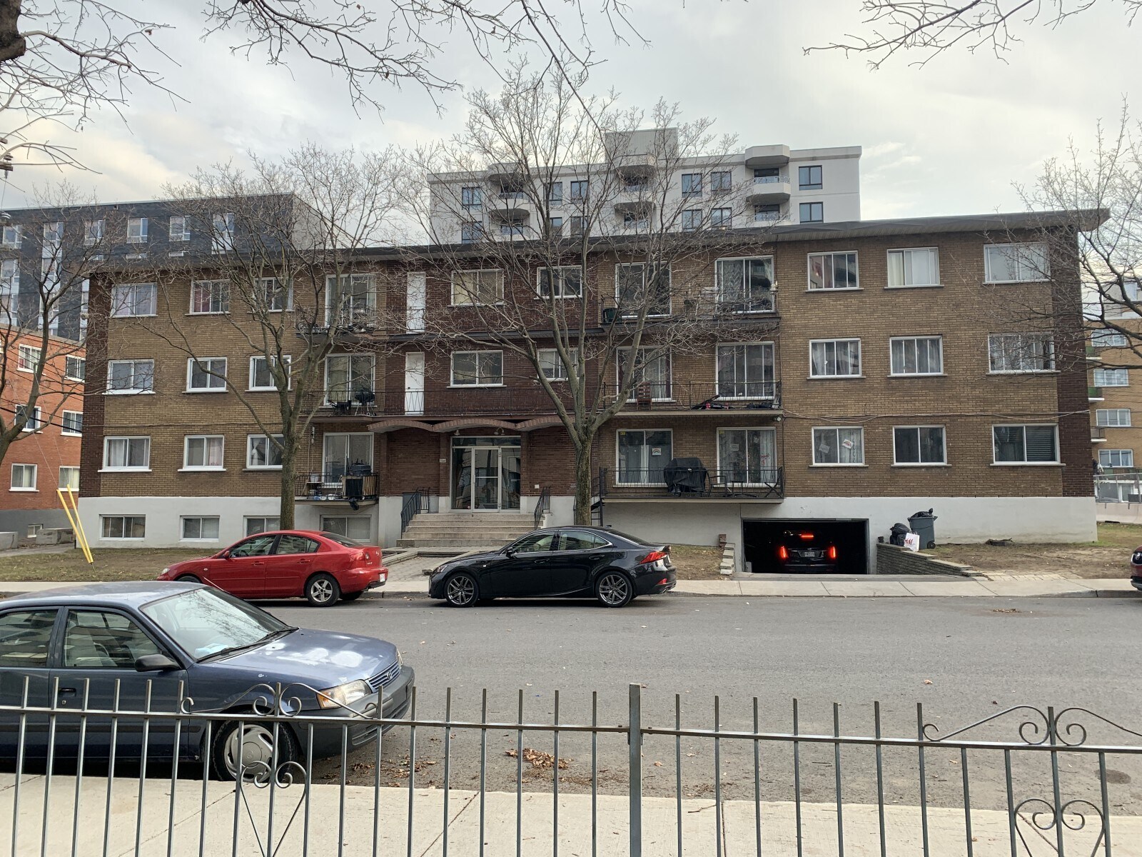 5560 Rue Antonio Dagenais, Montréal, QC à vendre Photo principale- Image 1 de 1