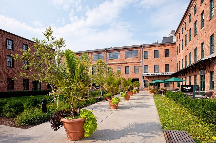 921 E Fort Ave, Baltimore, MD à louer - Photo du bâtiment - Image 2 de 7