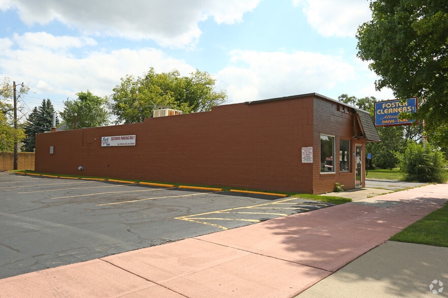 5153 S Beech Daly St, Dearborn Heights, MI for lease - Building Photo - Image 2 of 7