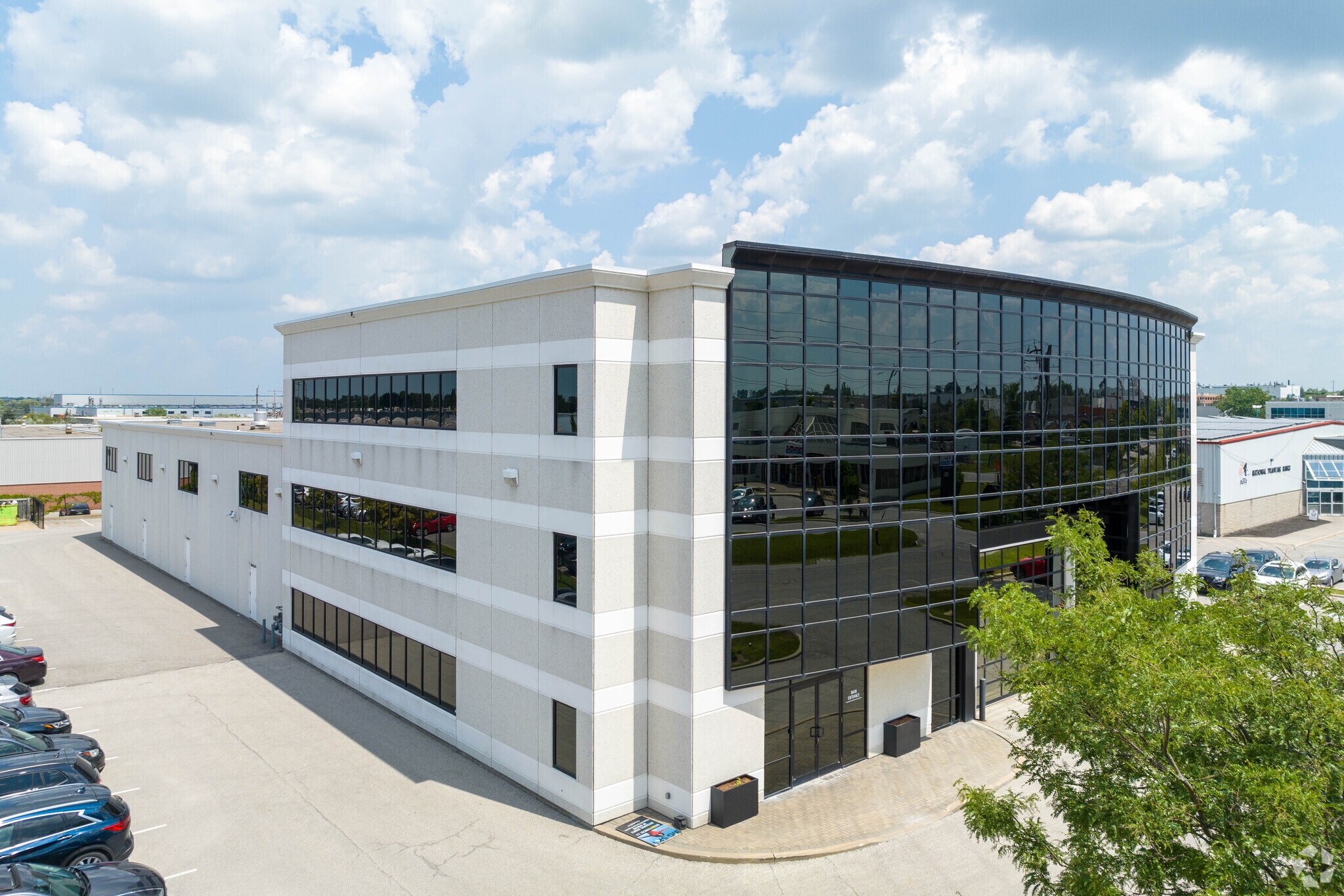 1135 Stellar Dr, Newmarket, ON à vendre Photo principale- Image 1 de 1