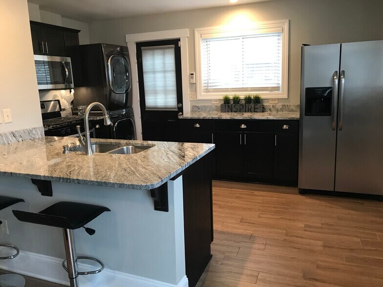 1427 Grogan Ave, Columbus, OH à vendre - Photo intérieure - Image 3 de 4