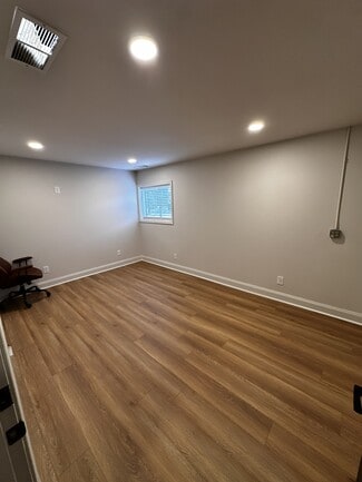Plus de détails pour 161 Hodges St, Cornelia, GA - Flex à vendre