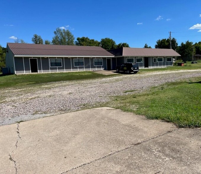 20674 S Highway 59, Evansville, AR à vendre - Photo principale - Image 1 de 36