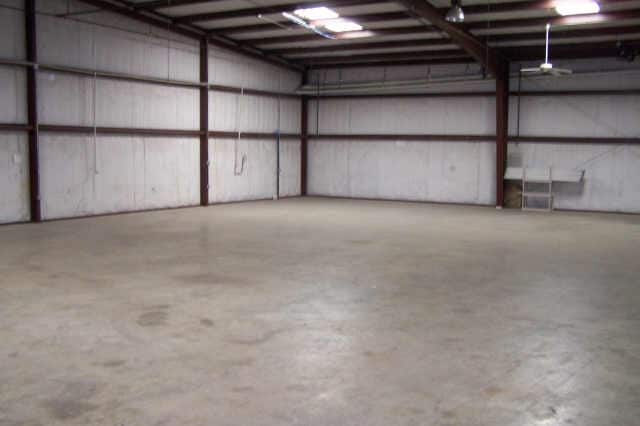 6100 Conveyor Dr, Burleson, TX for lease - Building Photo - Image 3 of 5