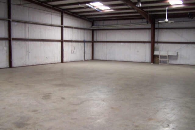 6100 Conveyor Dr, Burleson, TX à louer - Photo du bâtiment - Image 3 de 5