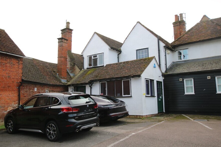 Stortford Rd, Dunmow à vendre - Photo du bâtiment - Image 2 de 12