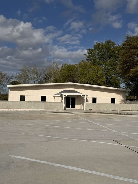 2505 Carolina Beach Rd, Wilmington, NC for lease - Building Photo - Image 2 of 7