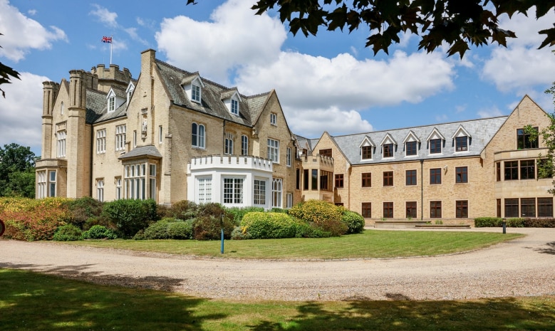 Stomp Rd, Burnham à louer - Photo du bâtiment - Image 1 de 3