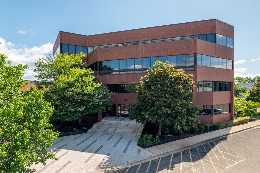 5500 Cherokee Ave, Alexandria, VA à louer - Photo du bâtiment - Image 3 de 15