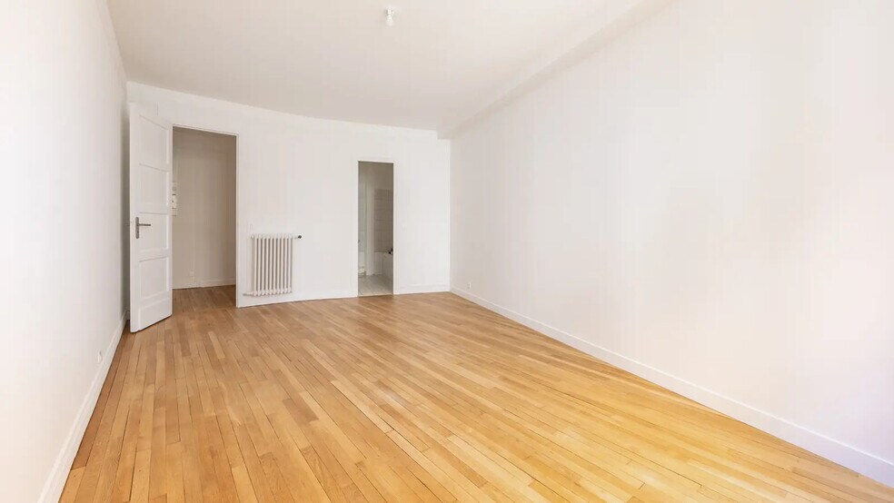 Bureau dans Paris à vendre - Photo du bâtiment - Image 3 de 7