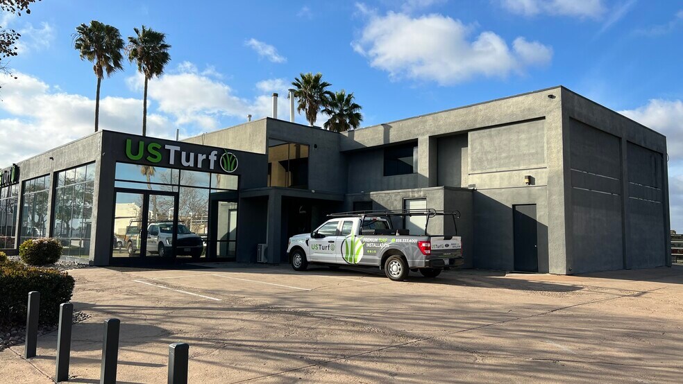 8888 Miramar Rd, San Diego, CA à louer - Photo du bâtiment - Image 2 de 11