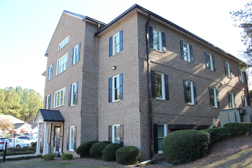 125 Oakside Ct, Canton, GA à louer - Photo du bâtiment - Image 1 de 13