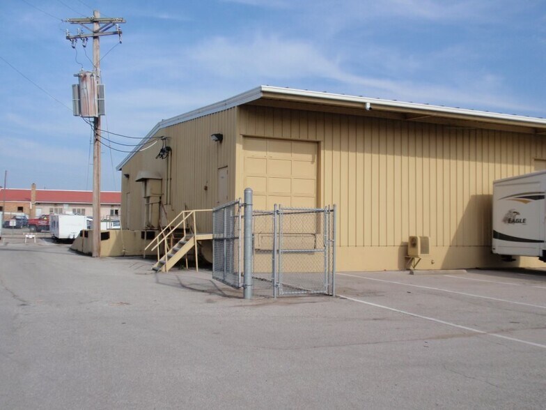 506 Terry Ln, Washington, MO for sale - Building Photo - Image 2 of 56