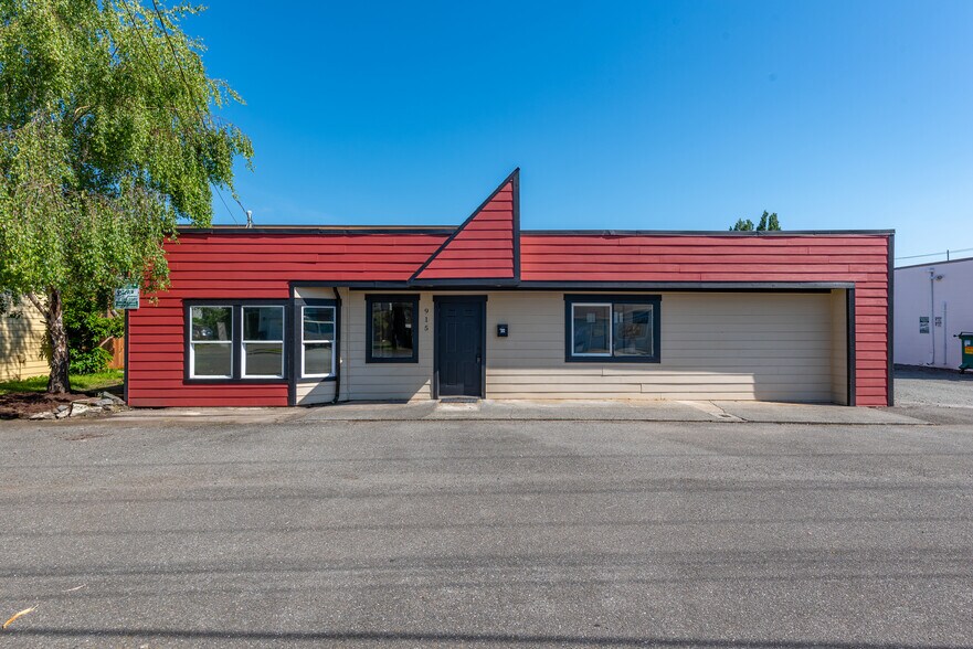 915 McLean Rd, Mount Vernon, WA à vendre - Photo du bâtiment - Image 2 de 28