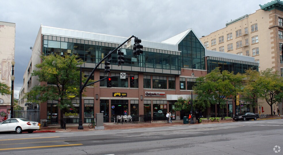 30 E Broadway, Salt Lake City, UT à louer - Photo du bâtiment - Image 3 de 7
