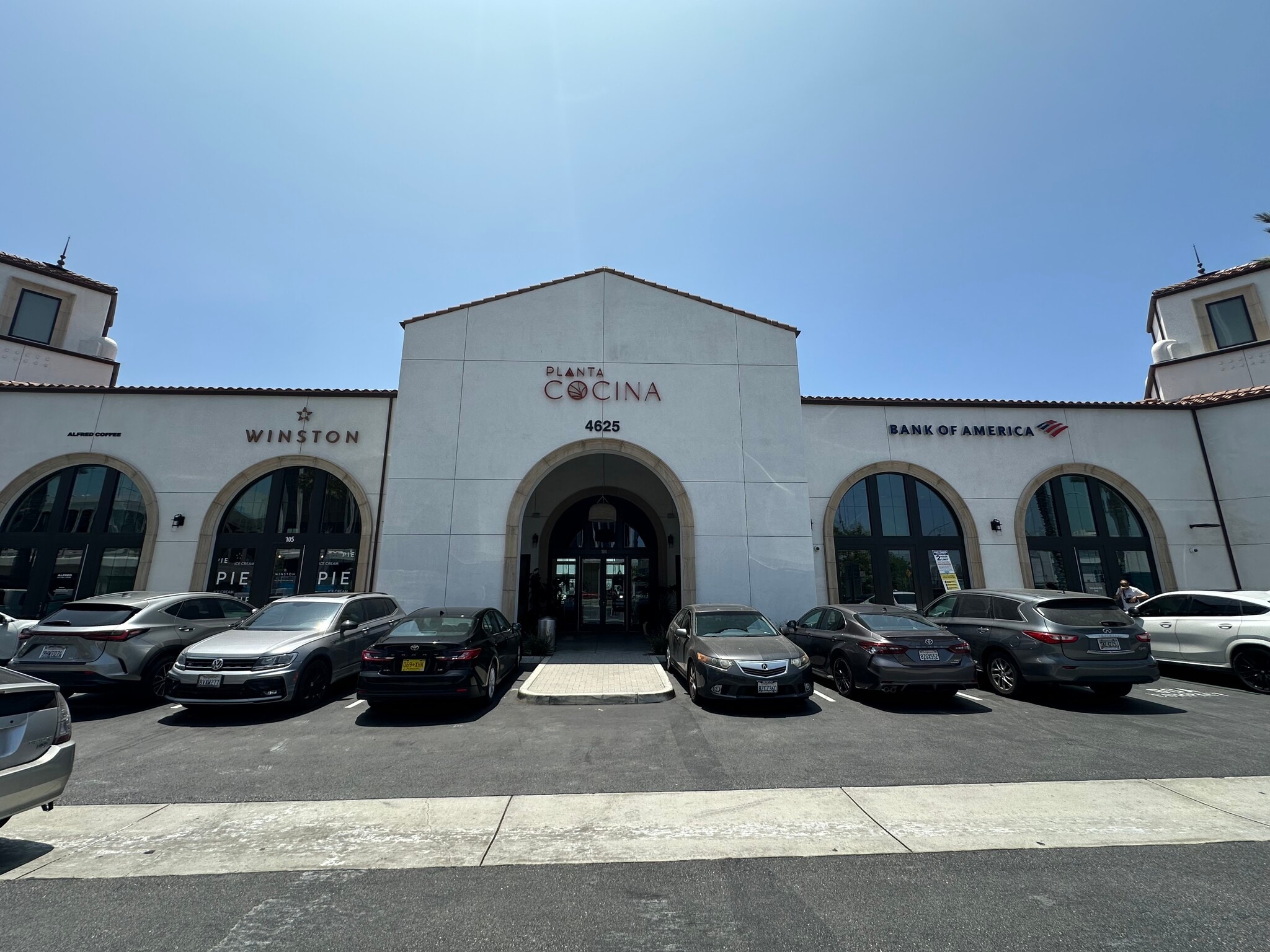 4625-4635 Admiralty Way, Marina Del Rey, CA for lease Building Photo- Image 1 of 19
