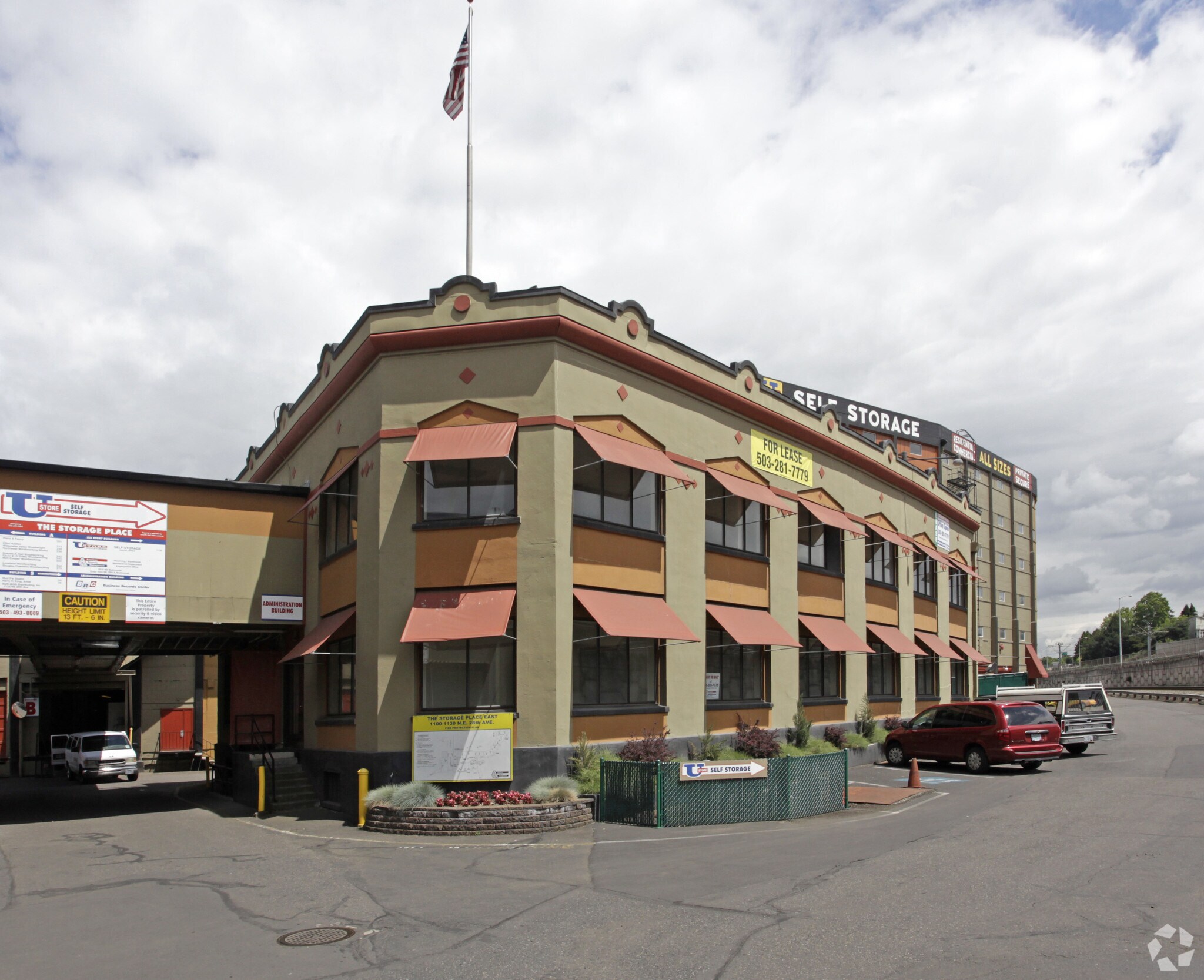 1100-1150 NE 28th Ave, Portland, OR à louer Photo principale- Image 1 de 8