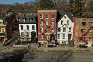 Plus de détails pour 277 Grand St, Newburgh, NY - Multi-résidentiel à vendre