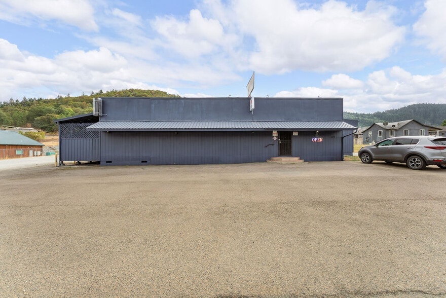 125 Opresik Ln, Myrtle Creek, OR for sale - Building Photo - Image 1 of 33