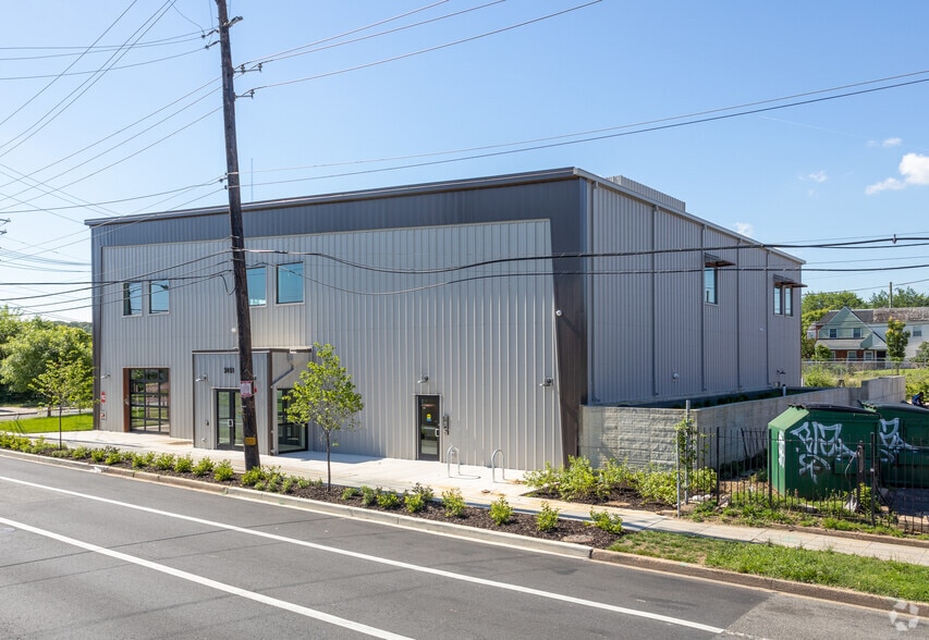 3451 Benning Rd NE, Washington, DC à louer - Photo du bâtiment - Image 3 de 11