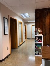 720 S 348th St, Federal Way, WA for lease Interior Photo- Image 1 of 12