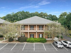 3113 Roswell Rd, Marietta, GA à louer Photo intérieure- Image 1 de 4