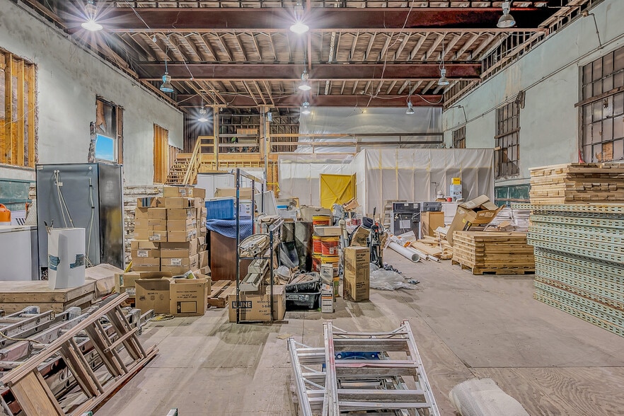 531 George St, Throop, PA for sale - Building Photo - Image 2 of 8