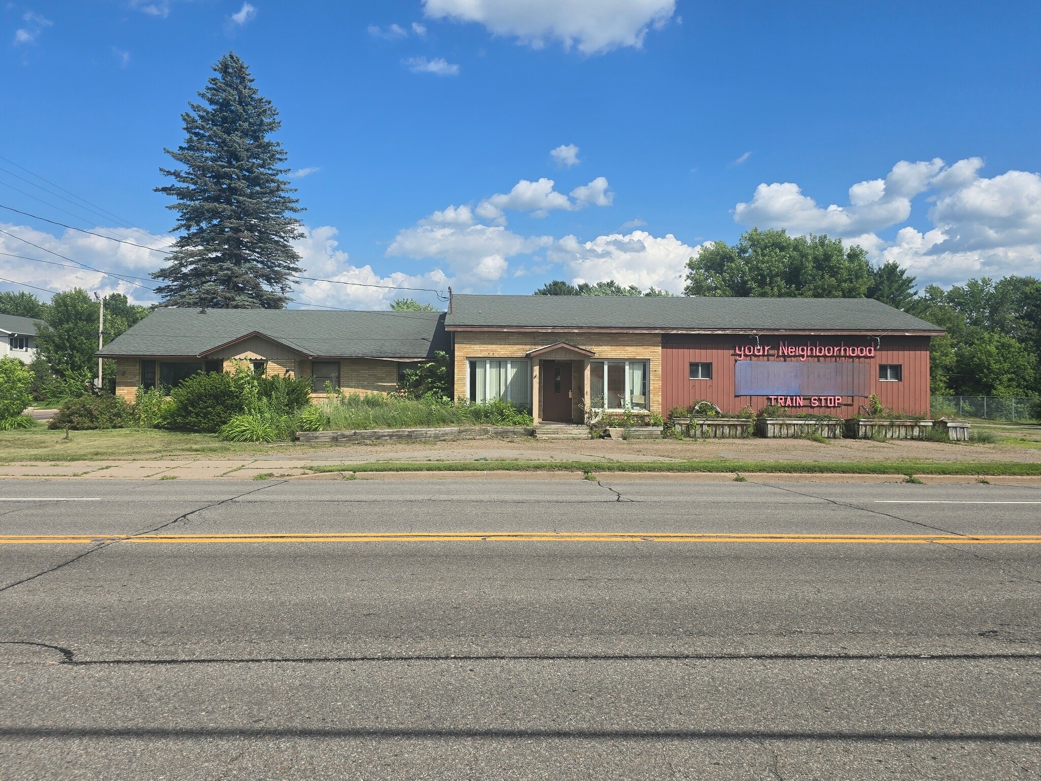 503 S Grand Ave, Rothschild, WI for sale Primary Photo- Image 1 of 3