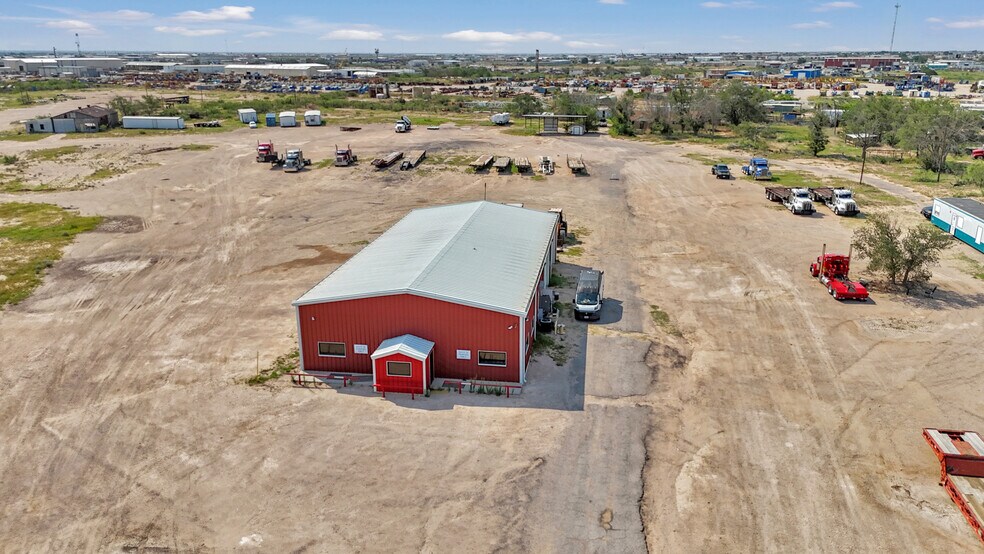 2451 W Murphy St, Odessa, TX à vendre - Photo du bâtiment - Image 3 de 18