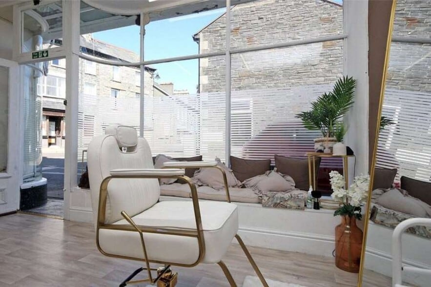 2 Newborough St, Blaenau Ffestiniog for sale - Building Photo - Image 3 of 6