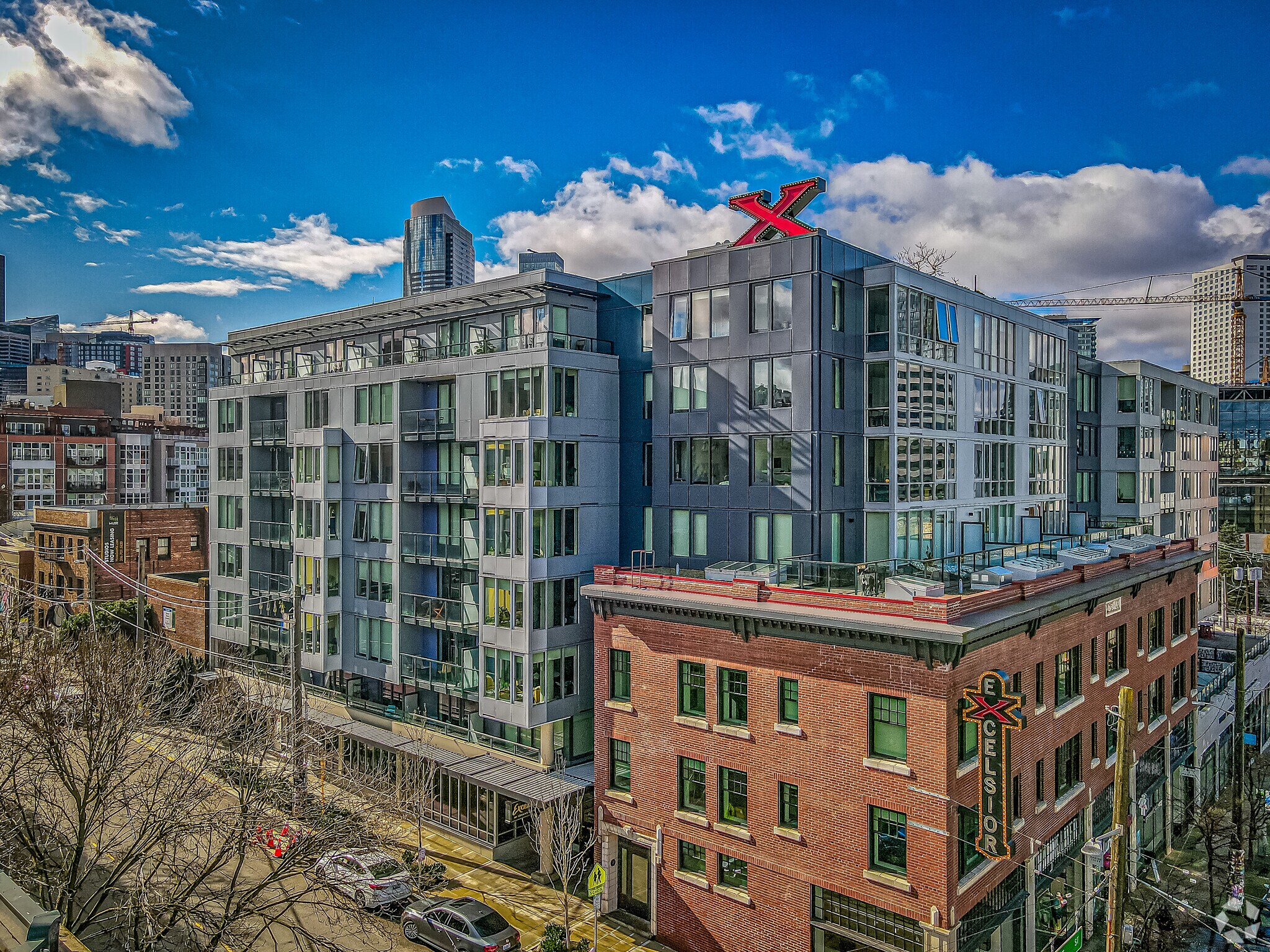 301 E Pine St, Seattle, WA for lease Primary Photo- Image 1 of 34