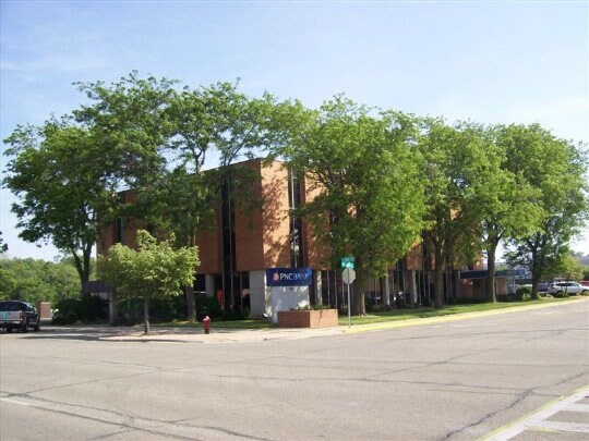 130 S State St, Belvidere, IL à louer - Photo du bâtiment - Image 2 de 11