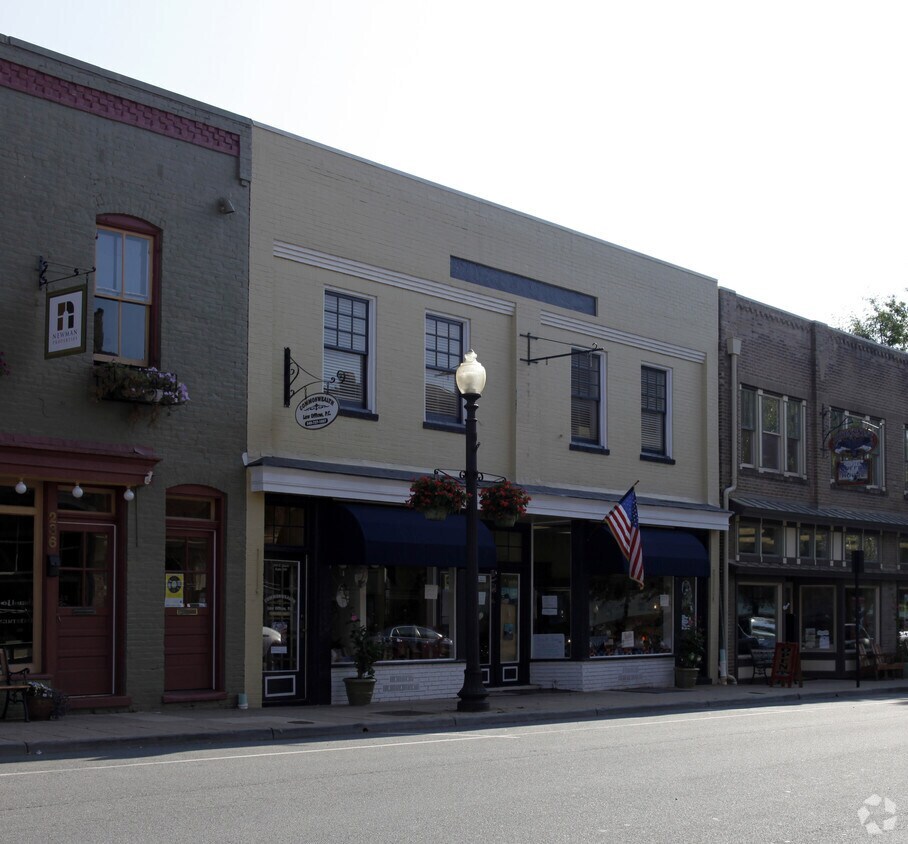 246 E Davis St, Culpeper, VA for lease Interior Photo- Image 1 of 1