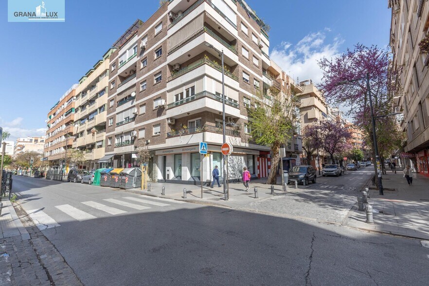 Calle Mulhacén, 8, Granada, Granada for sale - Building Photo - Image 1 of 30