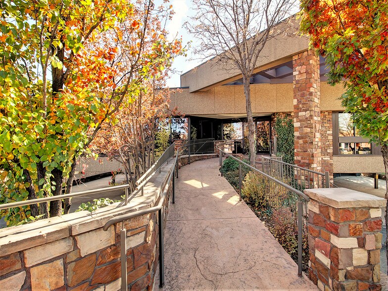 1680 38th St, Boulder, CO à louer - Photo du bâtiment - Image 3 de 3