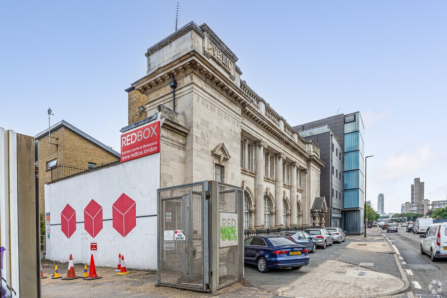 45 Gillender St, Londres à vendre - Photo du bâtiment - Image 2 de 3