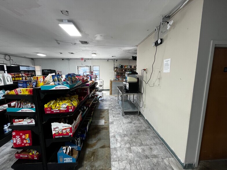 417 NE Evangeline, Lafayette, LA à vendre - Photo intérieure - Image 3 de 12