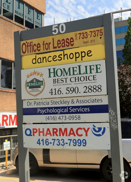 50 Sheppard Ave W, Toronto, ON à louer - Photo du bâtiment - Image 2 de 4