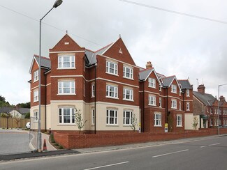 Plus de détails pour 60-64 Framfield Rd, Uckfield - Bureau à louer