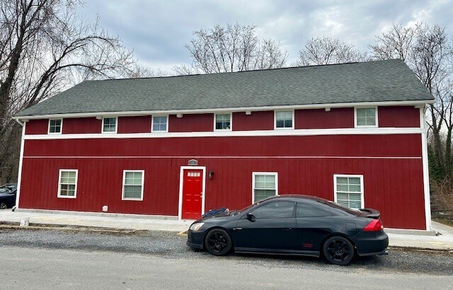 19 N Bridge St, Round Hill, VA à vendre Photo principale- Image 1 de 20
