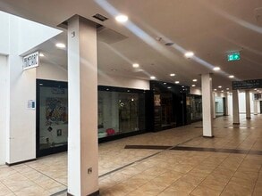 Market Gates, Great Yarmouth for lease Interior Photo- Image 1 of 1