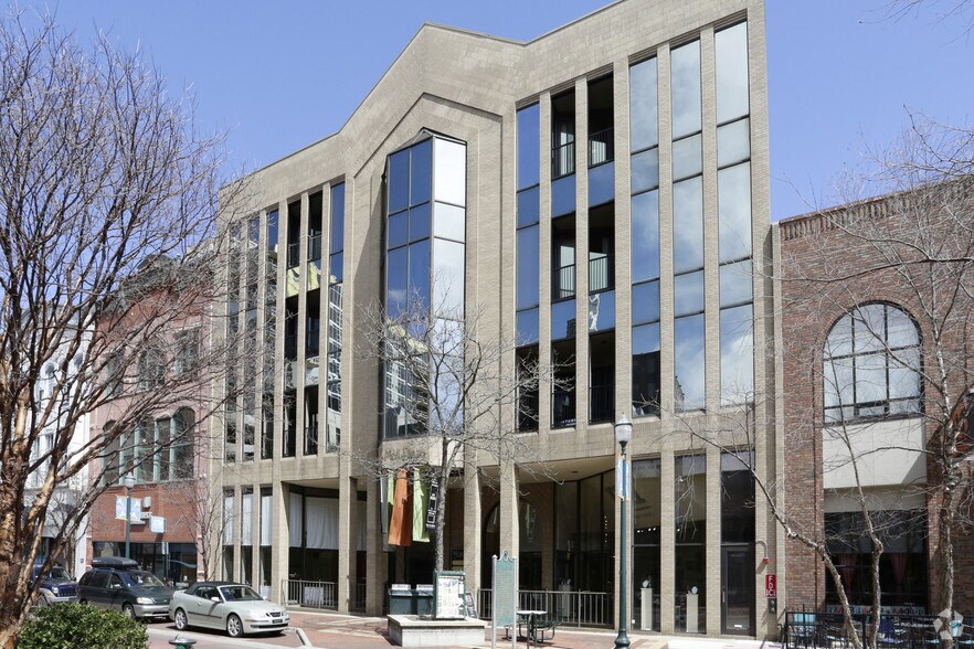 157 S Kalamazoo Mall, Kalamazoo, MI à louer - Photo du bâtiment - Image 1 de 16