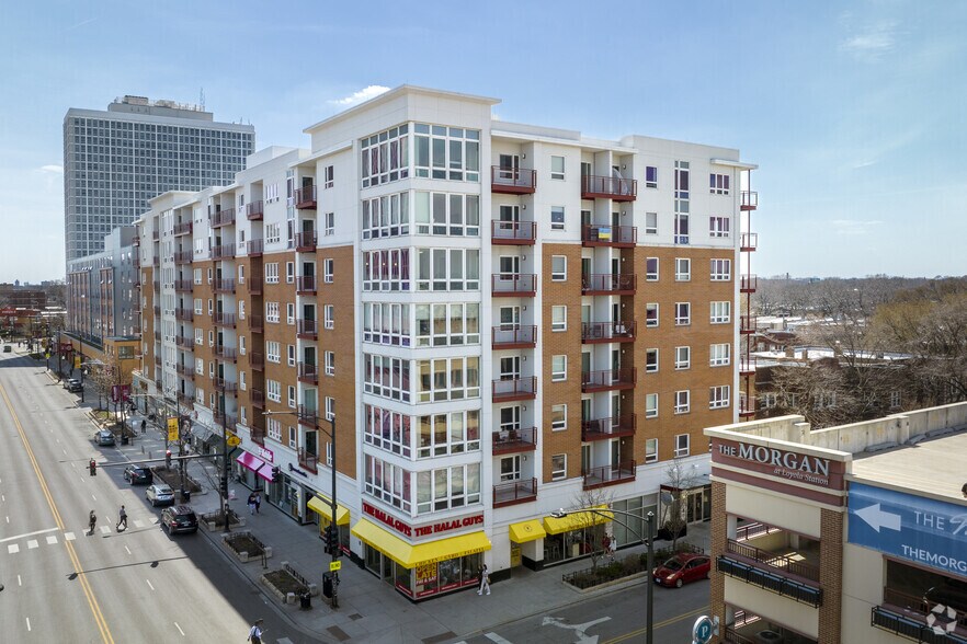 1209 W Arthur Ave, Chicago, IL à louer - Photo du bâtiment - Image 3 de 48