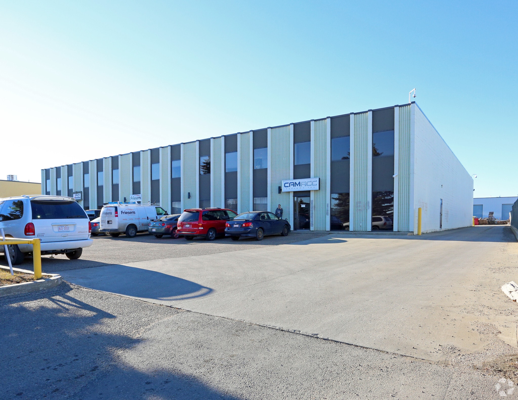 10820 181st St NW, Edmonton, AB for lease Primary Photo- Image 1 of 3