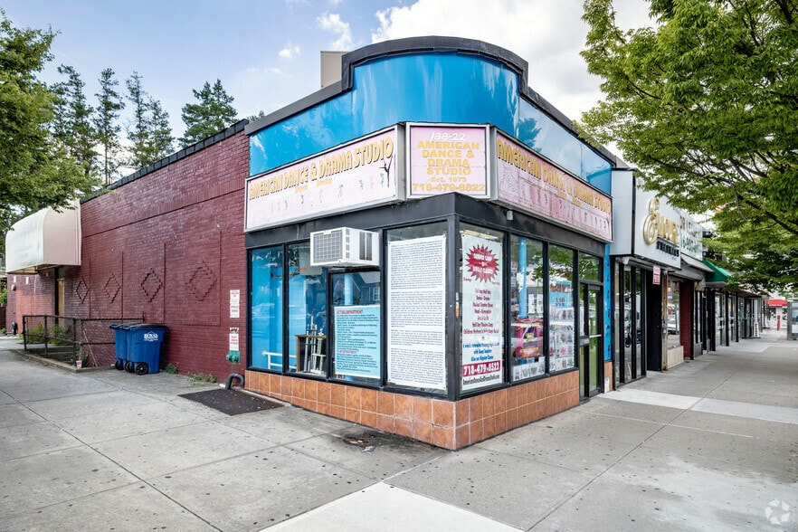 18818 Union Tpke, Fresh Meadows, NY for lease - Primary Photo - Image 1 of 5