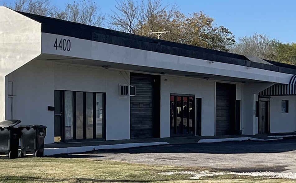 4400 Moulton St, Greenville, TX for lease - Building Photo - Image 2 of 14