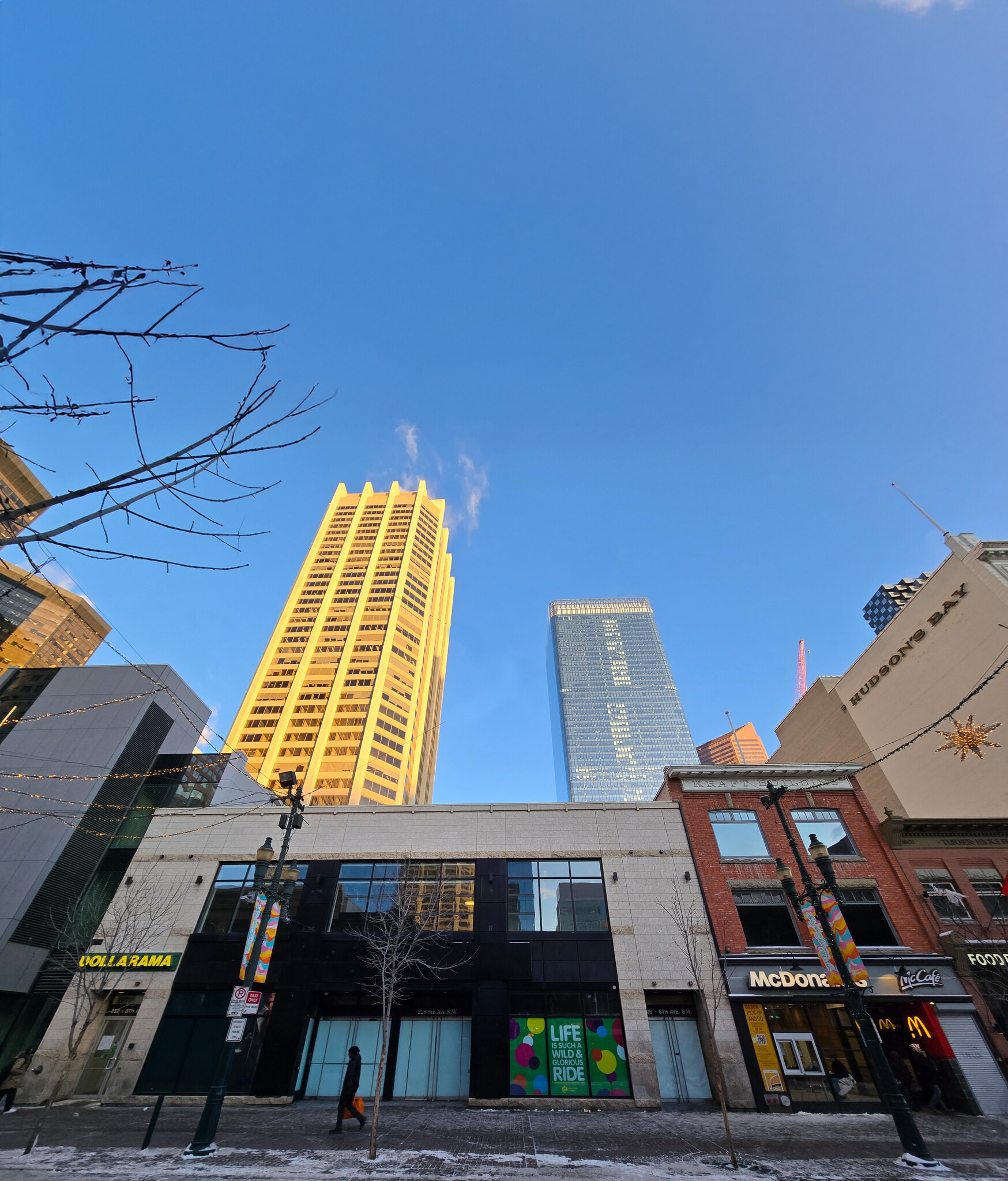 222 8th Ave SW, Calgary, AB for sale Primary Photo- Image 1 of 1