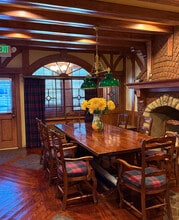 13743-13749 Riverside Dr, Sherman Oaks, CA for lease Interior Photo- Image 2 of 5