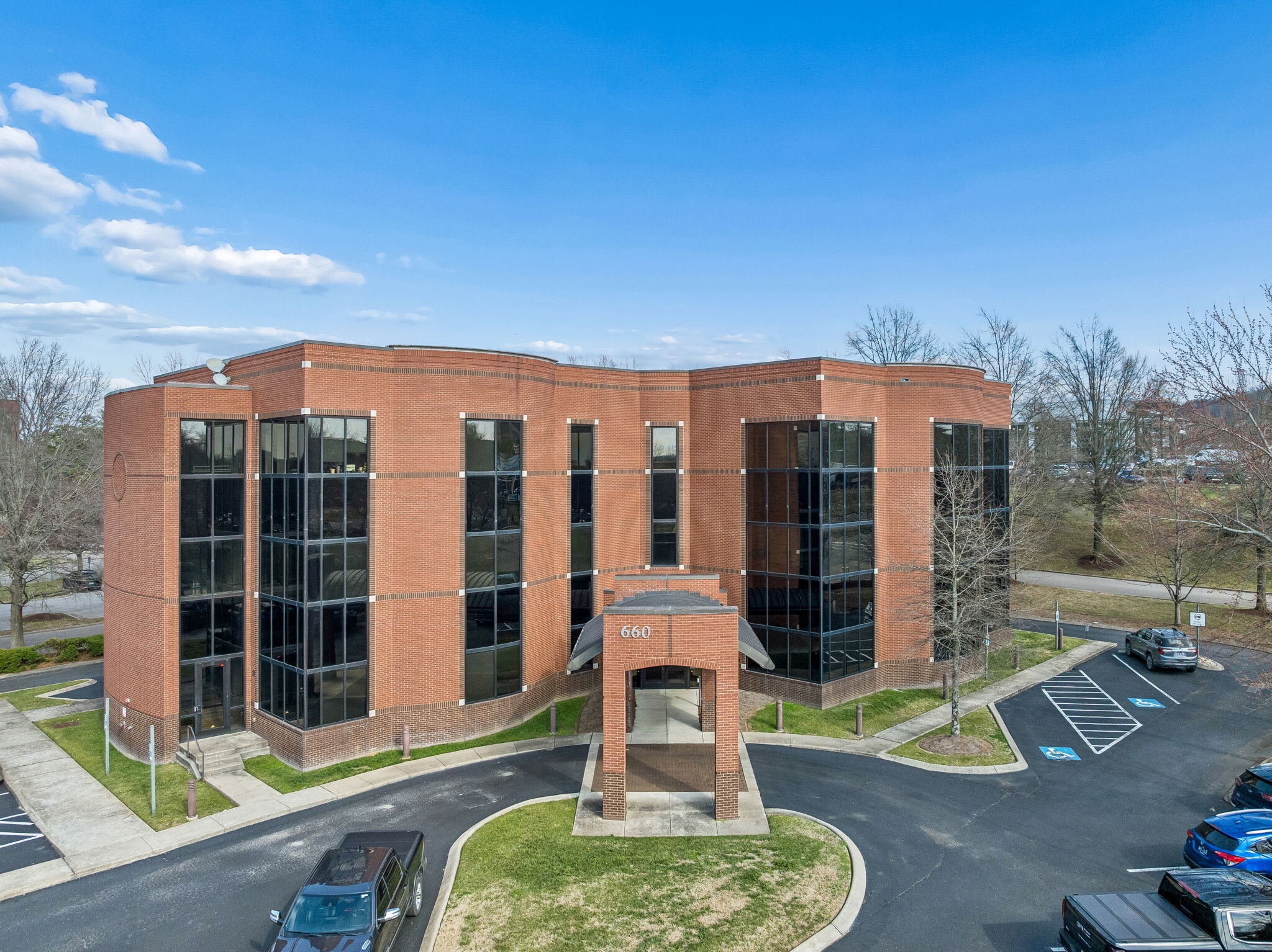 660 Bakers Bridge Ave, Franklin, TN for lease Primary Photo- Image 1 of 7